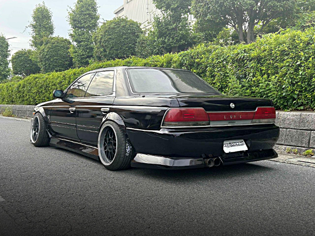 Rear exterior of WIDEBODY C33 LAUREL.
