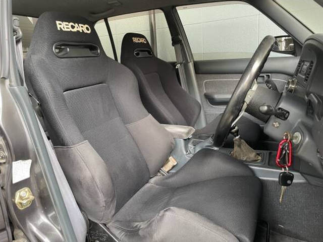 interior seats of HK30 NISSAN CREW.