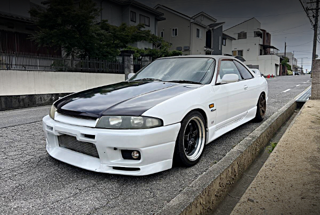 Front exterior of ECR33 SKYLINE 2-DOOR GTS25t TYPE-M SPEC 2.