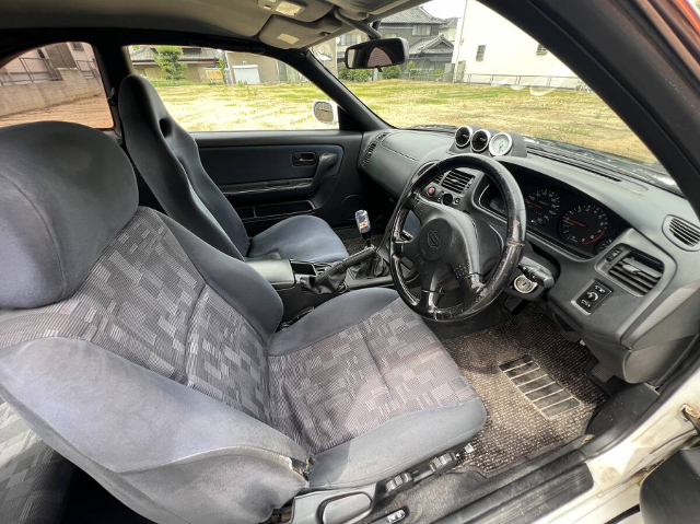 Interior of ECR33 SKYLINE 2-DOOR GTS25t TYPE-M SPEC 2.