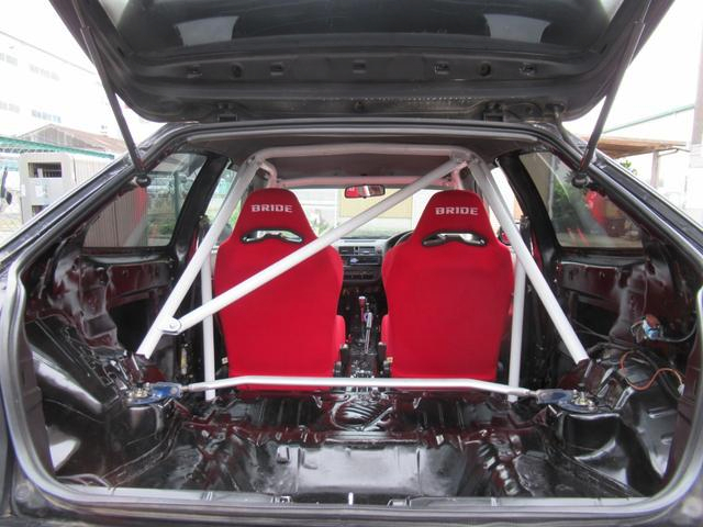 Interior roll cage of EK9 CIVIC TYPE-R.