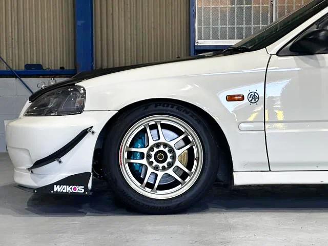 SPOON FRONT CALIPERS INSTALL.