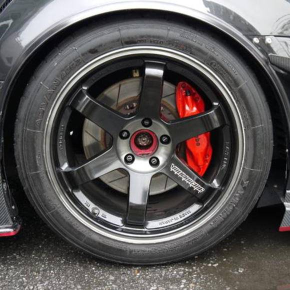 TE37 rim of CZ4A LANCER EVOLUTION X GSR.
