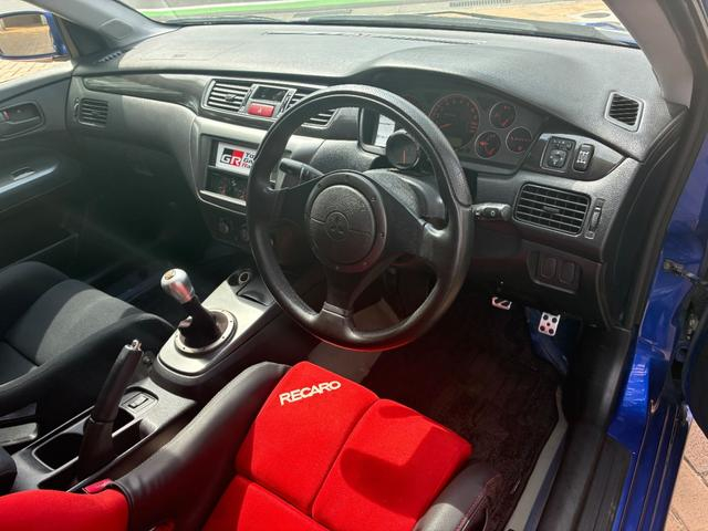 Interior of LANCER EVOLUTION 9 GT.