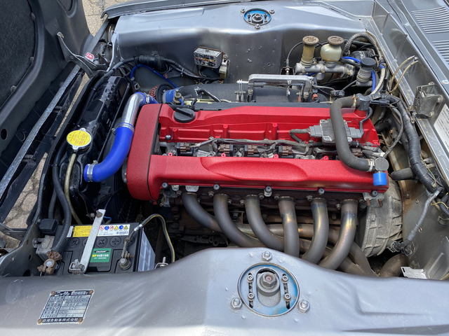 Exhaust manifold on RB26DE.