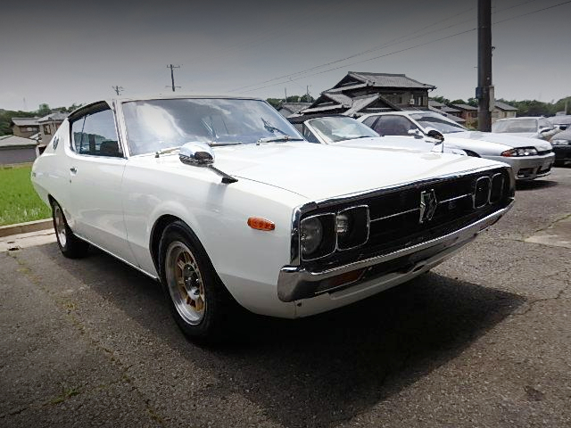 Front exterior of GC111 KENMERI 2-DOOR GT-X.