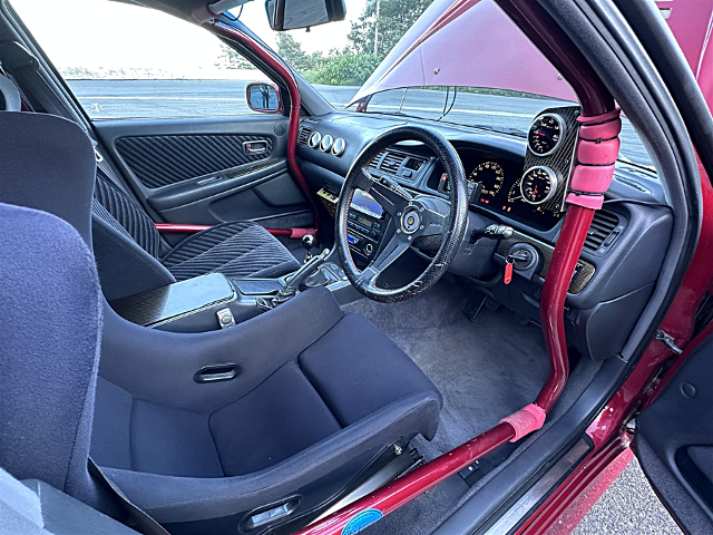 Interior of JZX100 TOYOTA CRESTA.