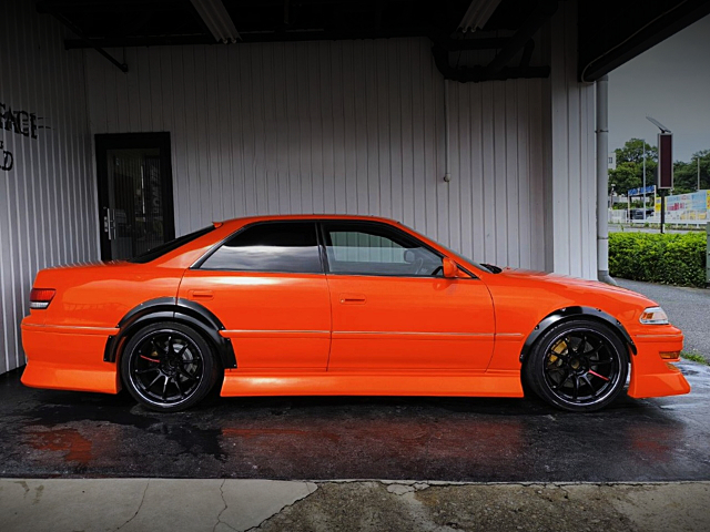 Side exterior of JZX100 MARK 2 TOURER-V.