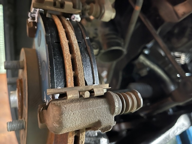 Brake upgrade of L275V DAIHATSU MIRA VAN.