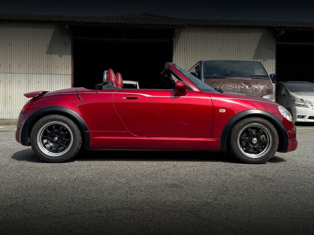 Side exterior of L800K DAIHATSU COPEN.