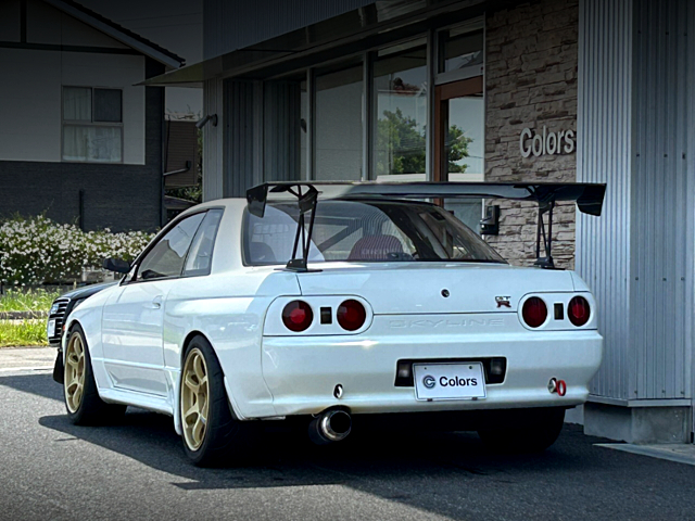 Rear exterior of R32 SKYLINE GT-R.