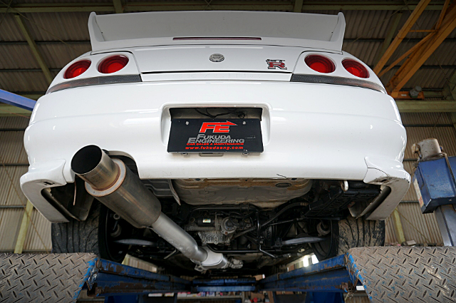 Rear exterior of R33 SKYLINE GT-R V-SPEC.