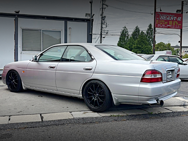 Rear exterior of C35 NISSAN LAUREL.