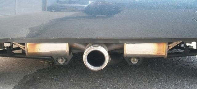 Center exit exhaust.