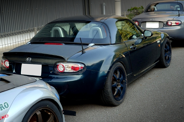 Rear exterior of NCEC MAZDA ROADSTER.