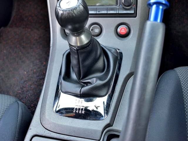 Shift knob.