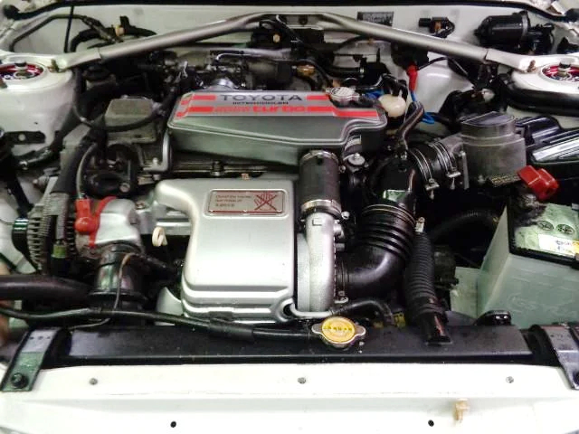 3S-GTE 2000cc turbo engine.