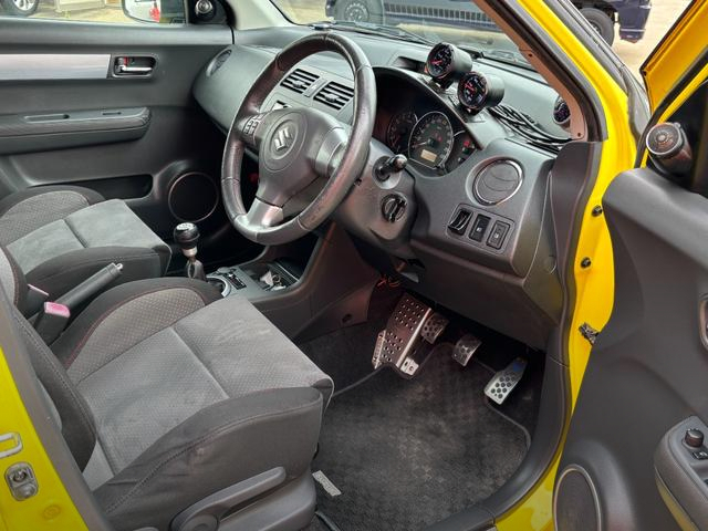 Interior of ZC31S SUZUKI SWIFT SPORT.