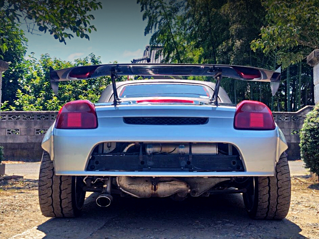 Rear tail lights of MR-S.