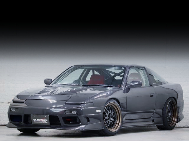 Front exterior of NISSAN 180SX TYPE-X.