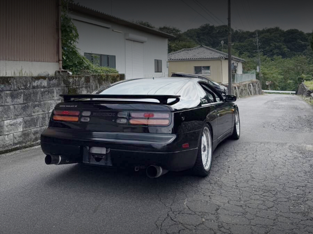 Rear exterior of Z32 FAIRLADY Z.