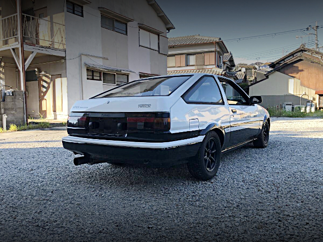 Rear exterior of AE86 SPRINTER TRUENO GT APEX.