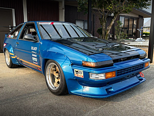Front exterior of AE86 SPRINTER TRUENO 3-DOOR.