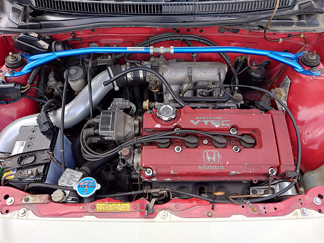 B18C 1800cc VTEC ENGINE.