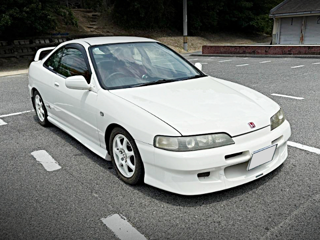Front exterior of DC2 HONDA INTEGRA TYPE-R.