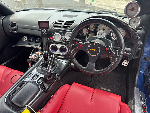 Dashboard of WIDEBODY FD3S MAZDA RX-7.