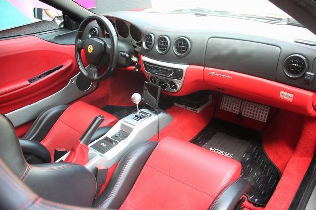 Interior of 430 Styled FERRARI 360 MODENA.