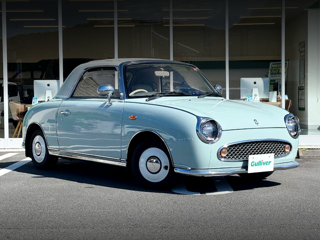 Front exterior of NISSAN FIGARO.