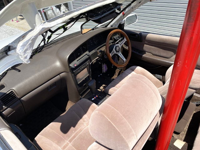 Interior of GX81 CRESTA.