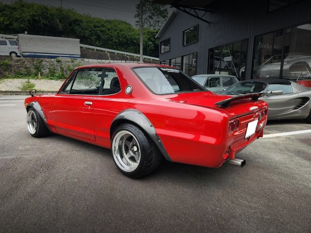 Rear exterior of C10 HAKOSUKA 2-DOOR.