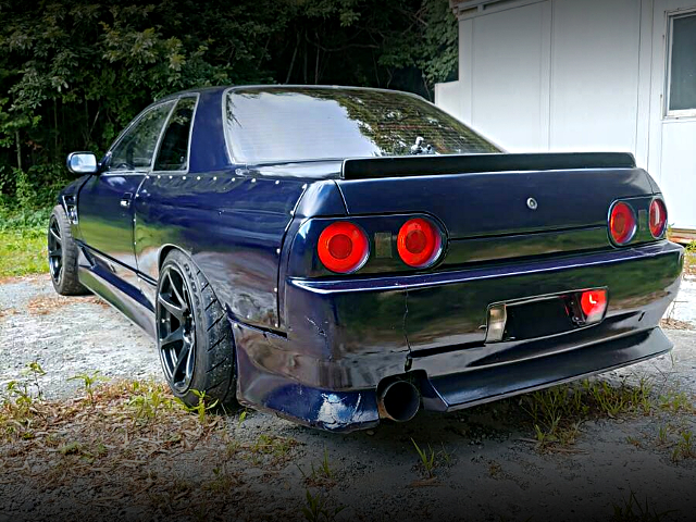 Rear exterior of HCR32 SKYLINE 2-DOOR.