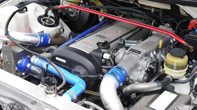 VVT-i 1JZ-GTE turbo engine.