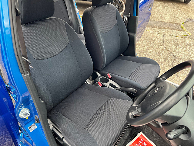 Interior of L235S ESSE.