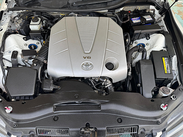 2GR-FSE 3500cc V6 engine.