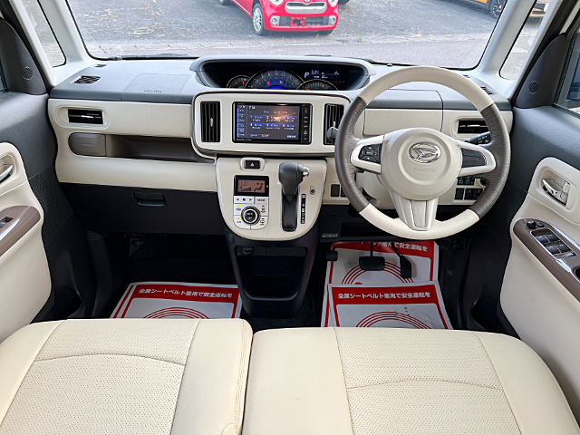 Interior of LA800S MOVE CANBUS G MAKE-UP SA 2.