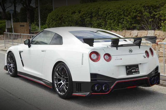 Rear exterior of R35 NISSAN GT-R NISMO.