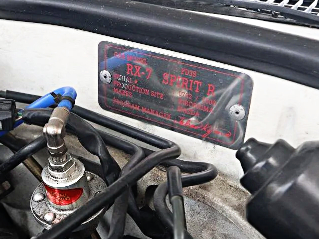 RX-7 SPIRIT-R plate. 