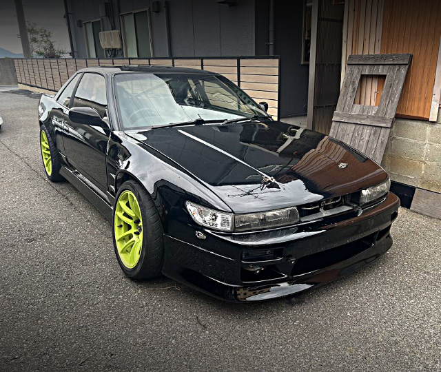 Front exterior of S13 NISSAN SILVIA.