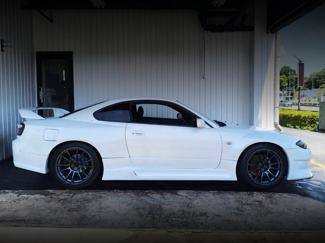 Side exterior of S15 NISSAN SILVIA SPEC-R.
