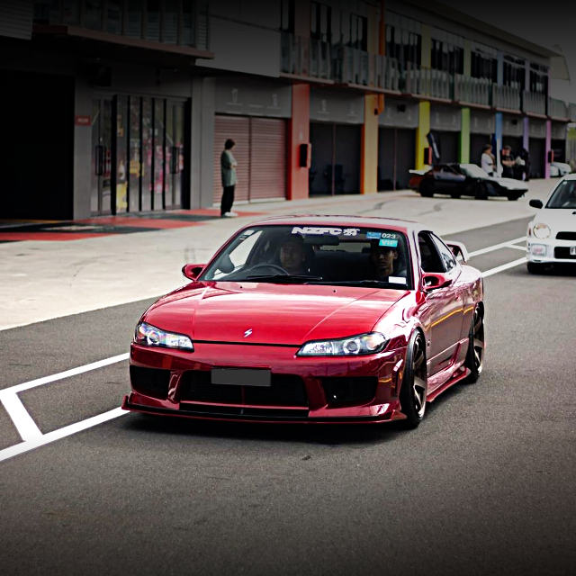 Front exterior of S15 NISSAN SILVIA.
