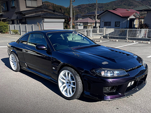 Front exterior of S15 NISSAN SILVIA.