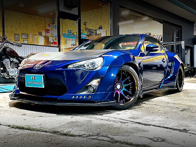 Front exterior of WIDEBODY ZN6 TOYOTA 86GT LIMITED.
