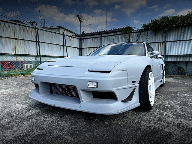 Front exterior of NISSAN 180SX TYPE-3.