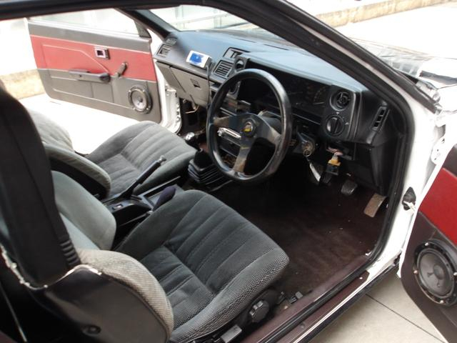 Interior of AE86 SPRINTER TRUENO GTV.