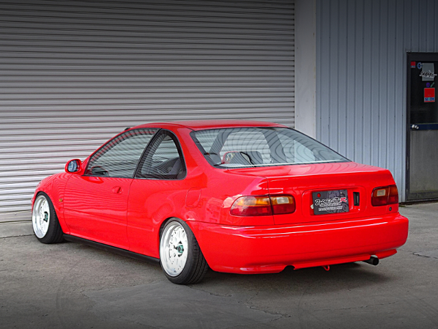 Rear exterior of EJ1 CIVIC COUPE.