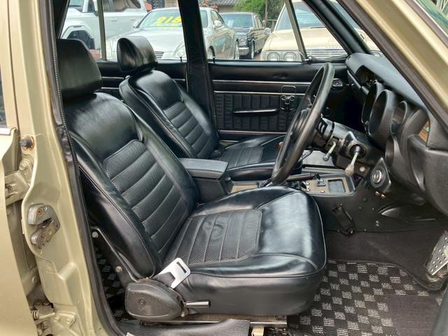 Interior seats of C10 HAKOSUKA 4-DOOR.